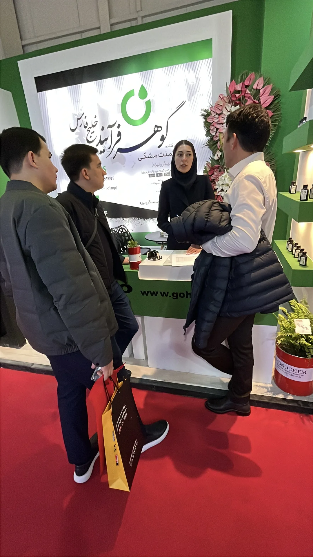 ارتباط با مخاطبان صنعتی در نمایشگاه